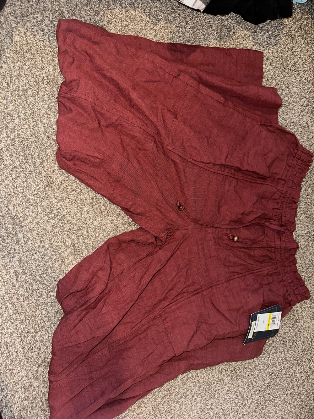 Democracy Mauve-Red Quilted Linen-Blend Shorts